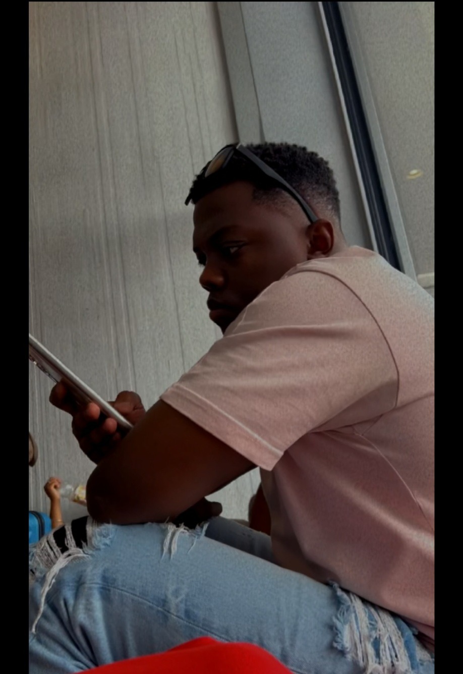 Profil de Lorens, 27 ans, Échangiste à Helmdange