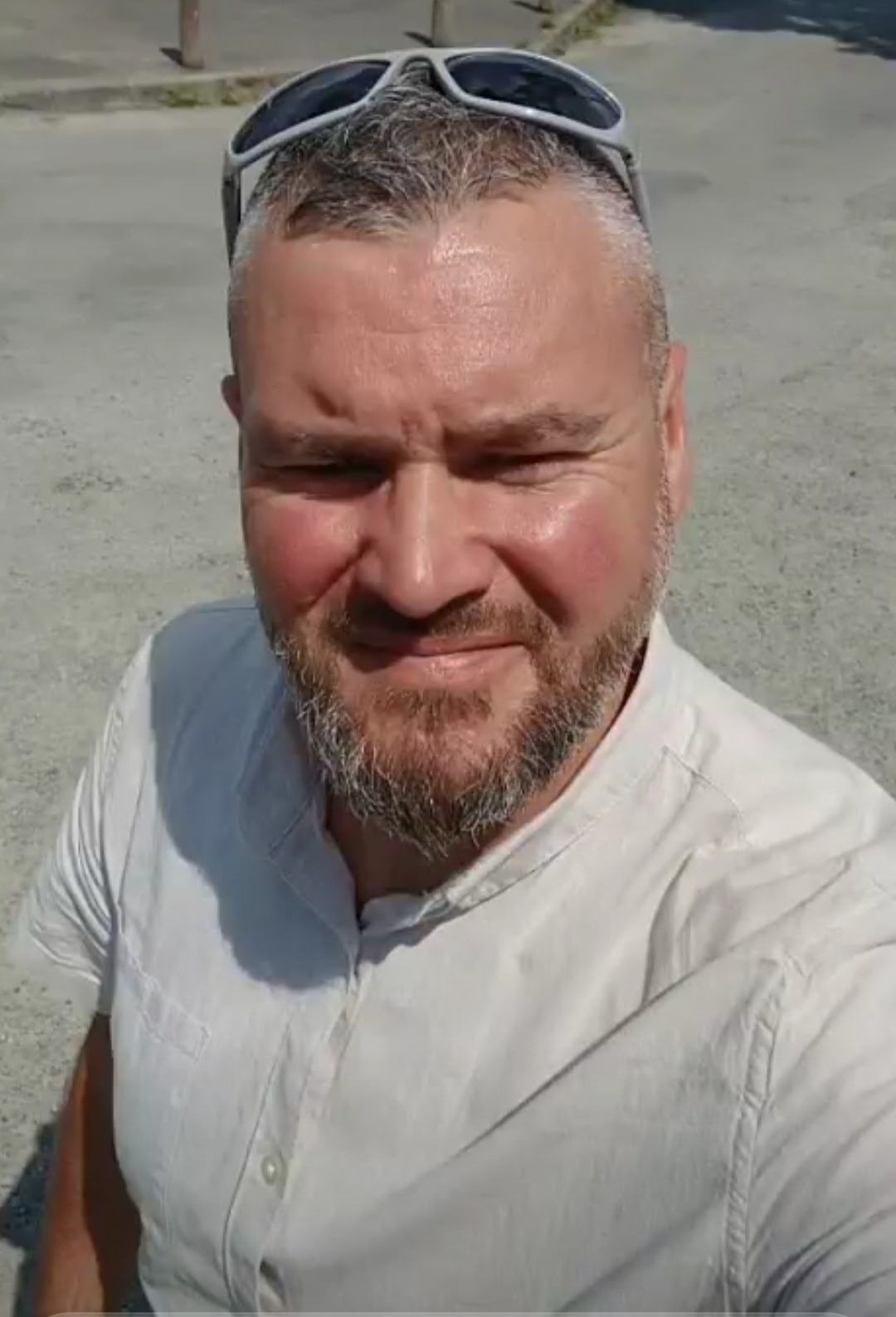 Profil de Fadil, 45 ans, Échangiste à Canach