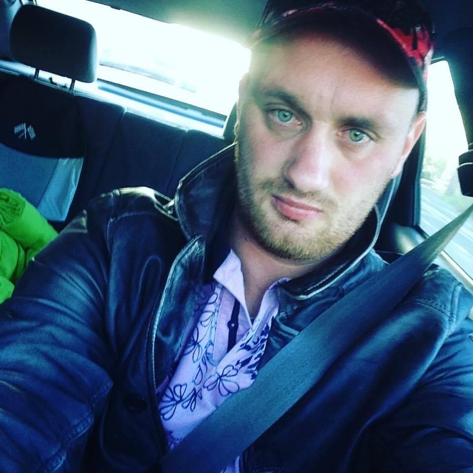 Profil de Nuri, 40 ans, Échangiste à Crendal