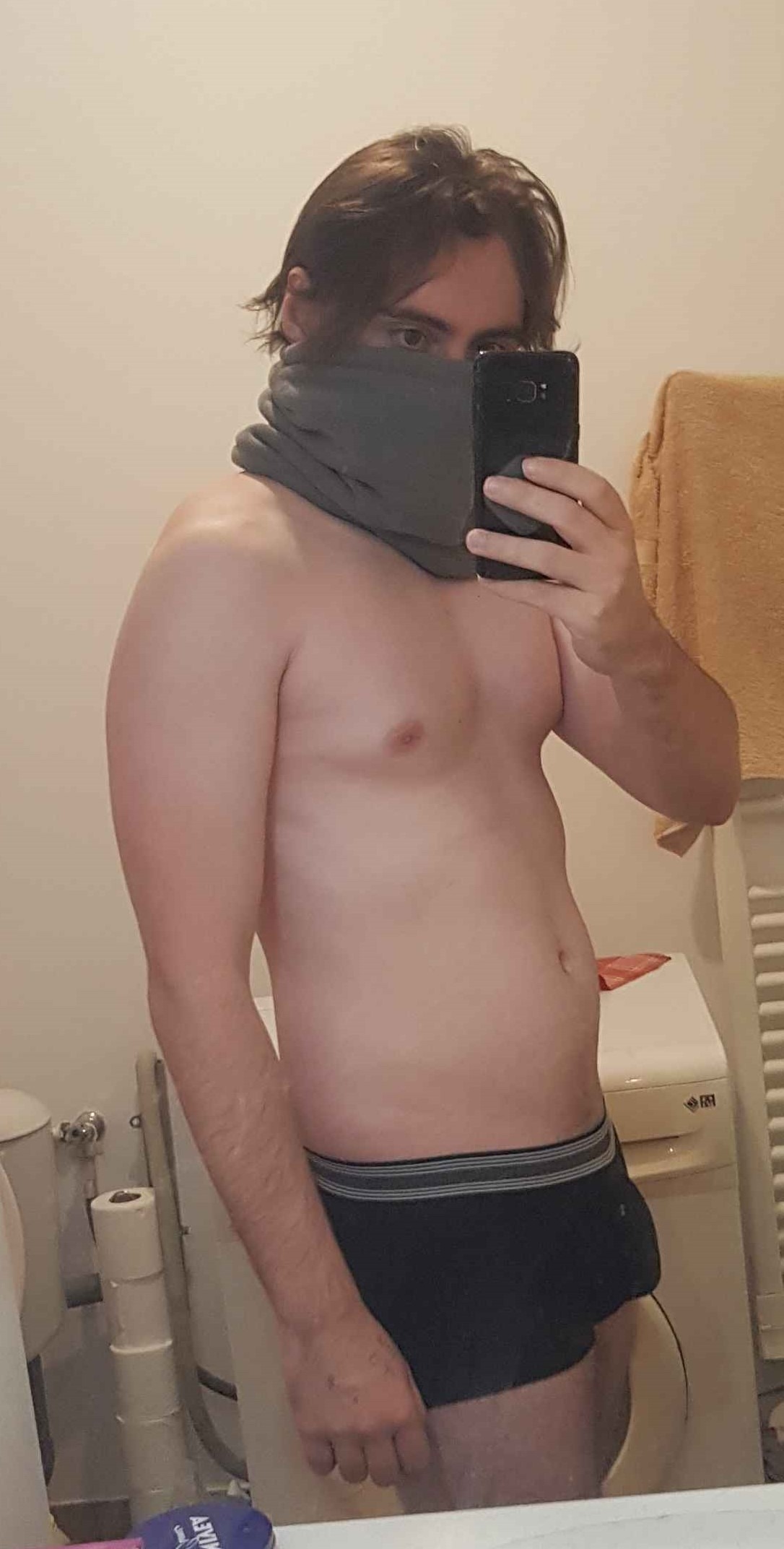 Profil de Jihad, 25 ans, Échangiste à Parc Hosingen