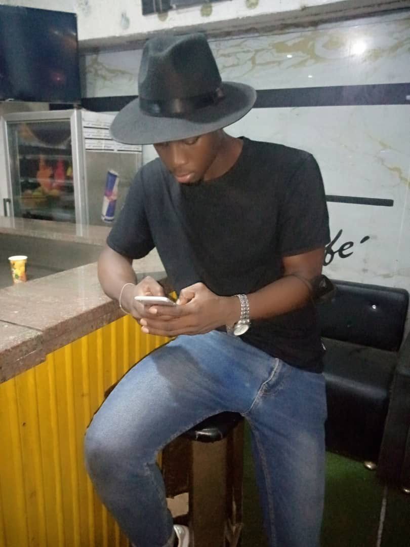 Profil de Lenni, 25 ans, Échangiste à Beiler