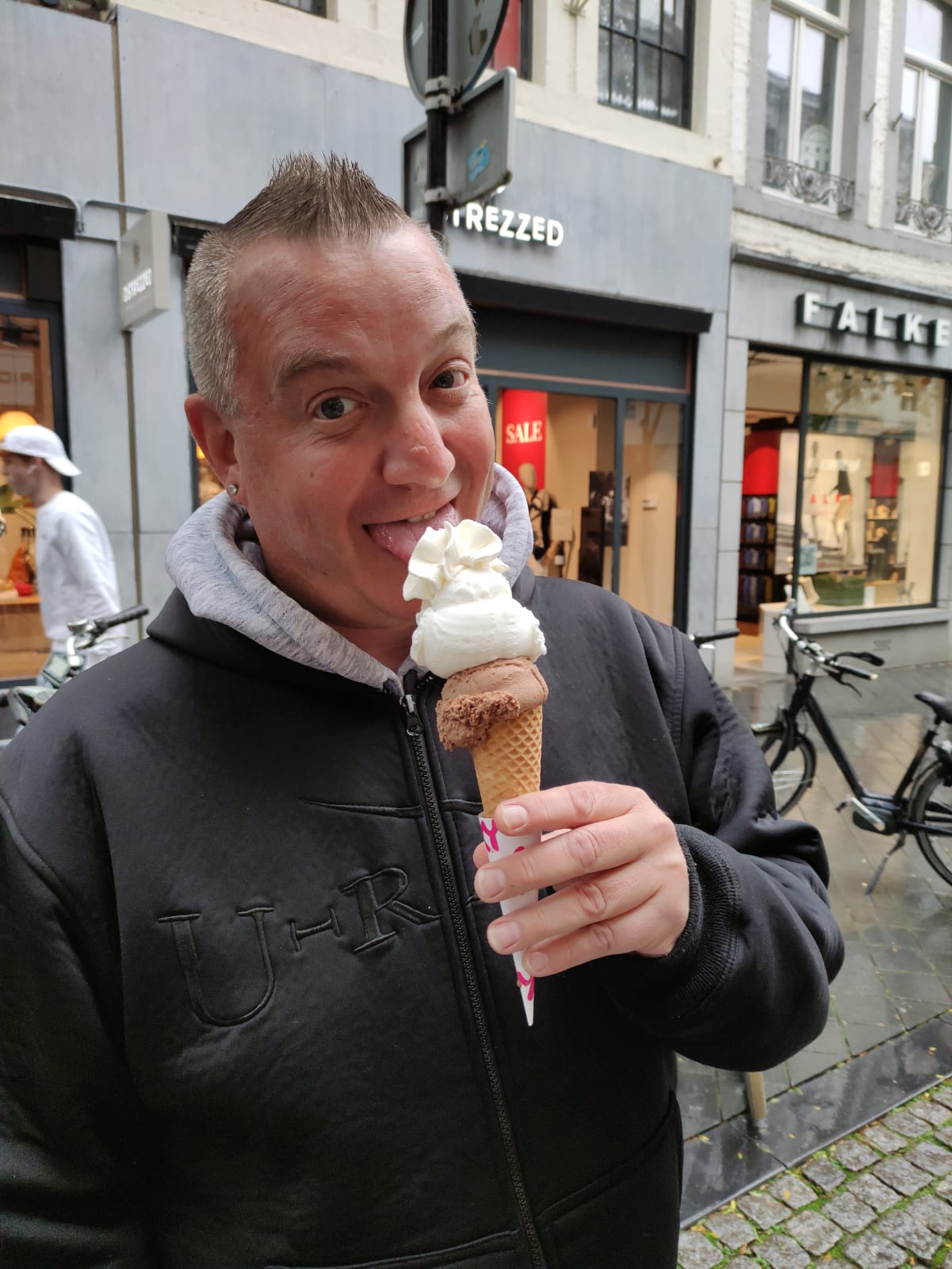 Profil de Fayssal, 49 ans, Échangiste à Holler