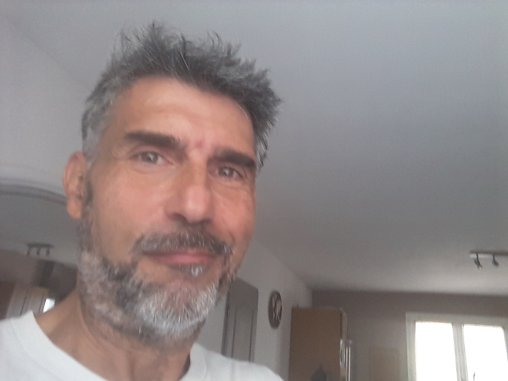Profil de Keoni, 55 ans, Échangiste à Holler